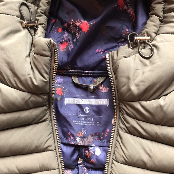 Bernardo Packable Puffer - Picture 12 of 16